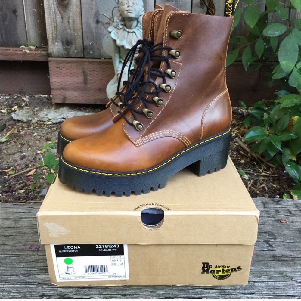 Dr. Martens Leona (Butterscotch) Boots